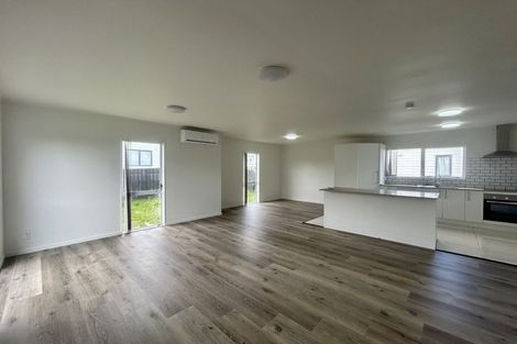 Photo of property in 49 Trimdon Street, Randwick Park, Auckland, 2105