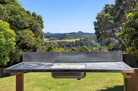 Photo of property in 10 Goffe Drive, Haruru, 0204