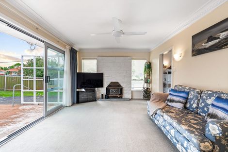 Photo of property in 120a Taylor Street, Blockhouse Bay, Auckland, 0600