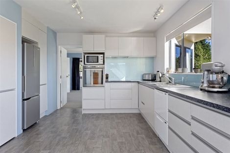 Photo of property in 2 Campbell Lane, Oxford, 7430