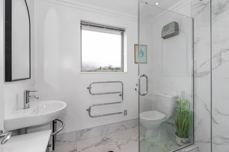 Photo of property in 24 Date Crescent, Aidanfield, Christchurch, 8025