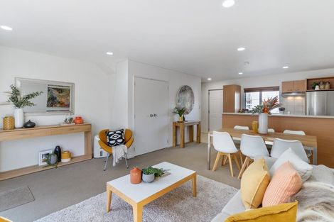 Photo of property in 20/218 Captain Springs Road, Onehunga, Auckland, 1061