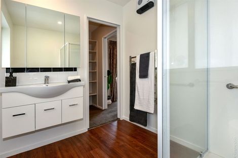 Photo of property in 33 Palmers Road, New Brighton, Christchurch, 8083