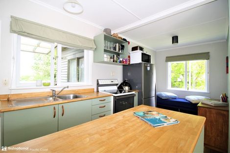 Photo of property in 7 Mako Avenue, Whiritoa, Whangamata, 3691