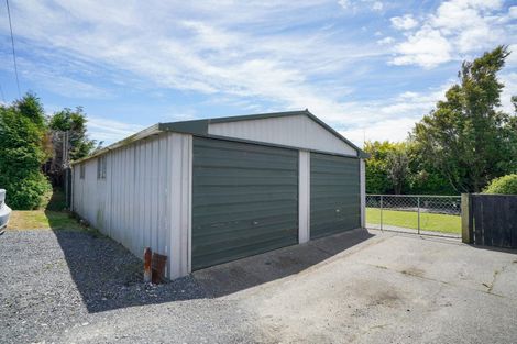 Photo of property in 43 Second Street, Kennington, Invercargill, 9871