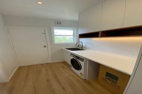 Photo of property in 25 Breton Grove, Kingston, Wellington, 6021