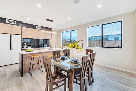 Photo of property in 55 Craigs Way, Hobsonville, Auckland, 0616