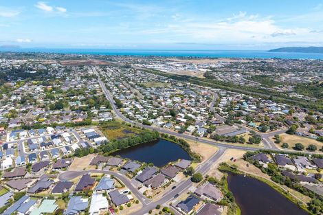 Photo of property in 81 Awatea Avenue, Paraparaumu, 5032