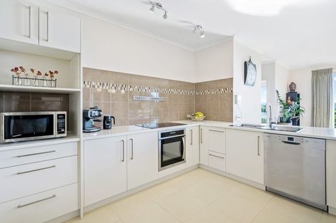 Photo of property in 19b Kowhai Road, Wainui, Silverdale, 0992