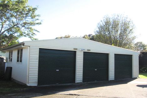 Photo of property in 74 Cascades Road, Pakuranga Heights, Auckland, 2010