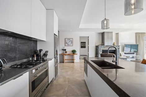 Photo of property in 16 Hayes View Lane, Lake Hayes, Queenstown, 9371