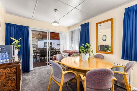 Photo of property in 3 Glen Alice Grove, Naenae, Lower Hutt, 5011