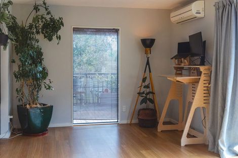 Photo of property in 87 Reserve Terrace, Lyttelton, 8082