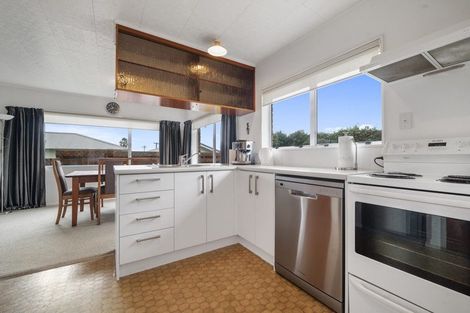 Photo of property in 28b Wharenui Road, Owhata, Rotorua, 3010