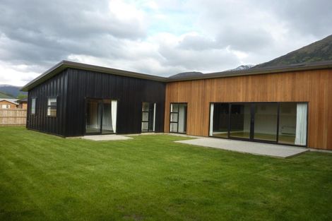 Photo of property in 9 Myles Way, Lower Shotover, Queenstown, 9304