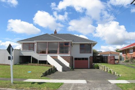 Photo of property in 4 Cardiff Road, Pakuranga, Auckland, 2010