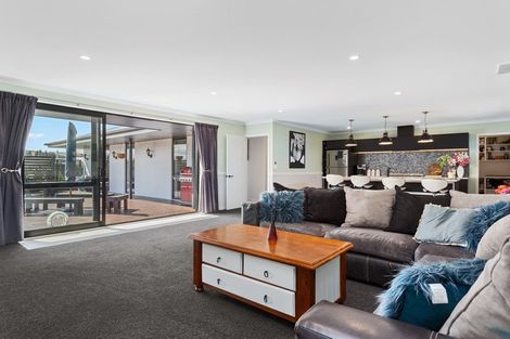 Photo of property in 18 Claremont Crescent, Amberley, 7410