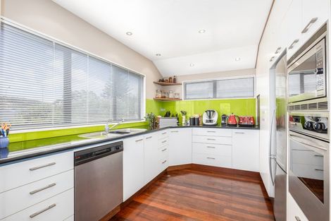 Photo of property in 1/6 Mana Esplanade, Paremata, Porirua, 5026