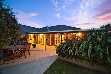 Photo of property in 7a Sequoia Place, Parklands, Christchurch, 8083