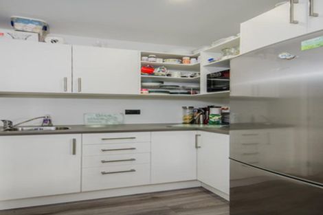 Photo of property in 5 Turpin Road, Riverhead, 0820