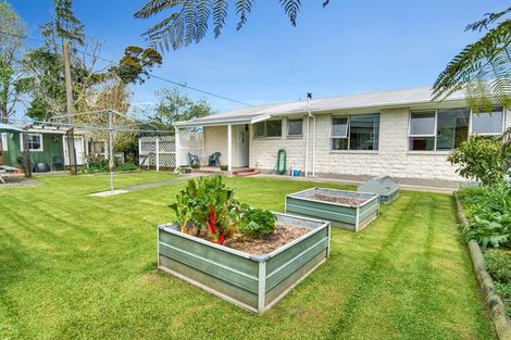 Photo of property in 11 Ballance Street, Westport, 7825