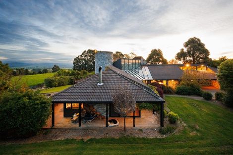 Photo of property in 232 Hendersons Line, Kelvin Grove, Palmerston North, 4470