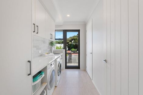 Photo of property in 99 Stoneridge Terrace, Whitford, Manurewa, 2576