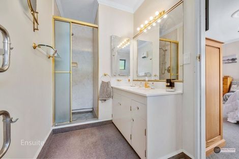 Photo of property in 2 Lady Bell Grove, Lowry Bay, Lower Hutt, 5013