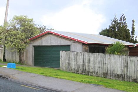 Photo of property in 11 Stillwater Crescent, Stillwater, Silverdale, 0993