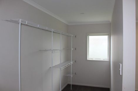 Photo of property in 2 Malbec Place, Huapai, Kumeu, 0810