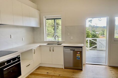 Photo of property in 48 The Avenue, Albany, Auckland, 0632