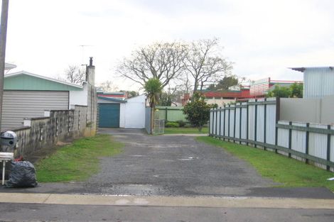 Photo of property in 10 Rosalind Street, Deanwell, Hamilton, 3206