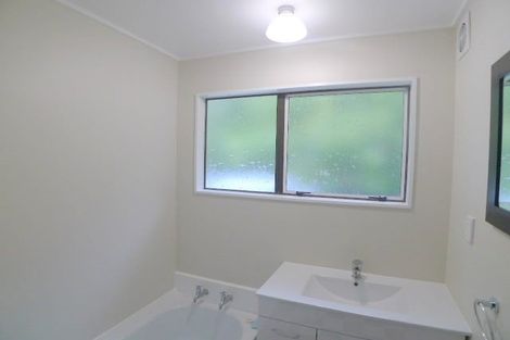 Photo of property in 44 Weka Street, Miramar, Wellington, 6022
