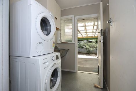 Photo of property in 24 Churchill Avenue, Feilding, 4702