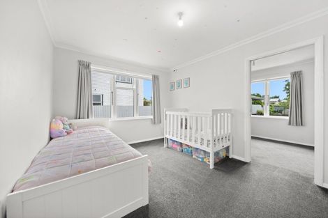 Photo of property in 9 King Street, Carterton, 5713