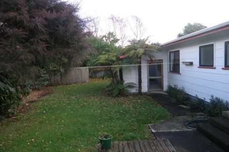 Photo of property in 3 Atarau Grove, Paraparaumu, 5032