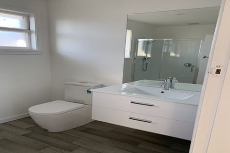 Photo of property in 32 Hargest Crescent, Sydenham, Christchurch, 8023