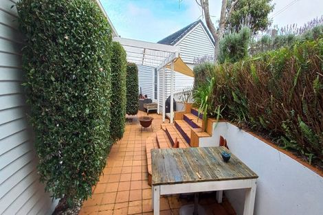 Photo of property in 1/18 Limmer Place, Browns Bay, Auckland, 0632