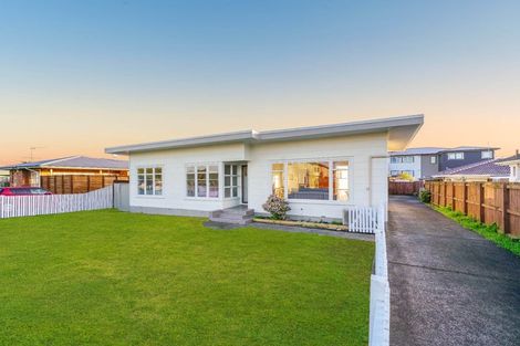 Photo of property in 1/23 Churchill Avenue, Manurewa, Auckland, 2102