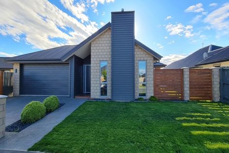 Photo of property in 22 Bradbury Avenue, Rolleston, 7614