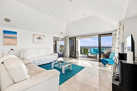 Photo of property in 60 Glenstrae Road, Redcliffs, Christchurch, 8081