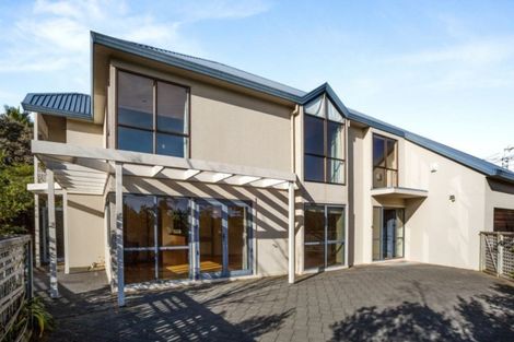 Photo of property in 13 Saunders Close, Whitby, Porirua, 5024