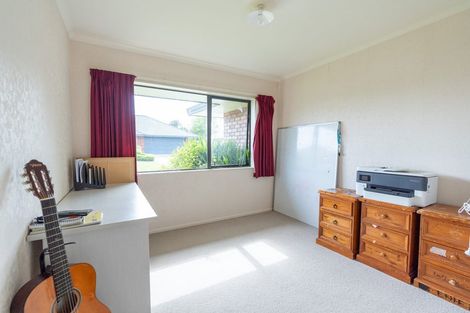 Photo of property in 29 Parnell Heights Drive, Kelvin Grove, Palmerston North, 4414
