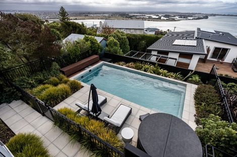 Photo of property in 42b Marama Crescent, Mount Pleasant, Christchurch, 8081