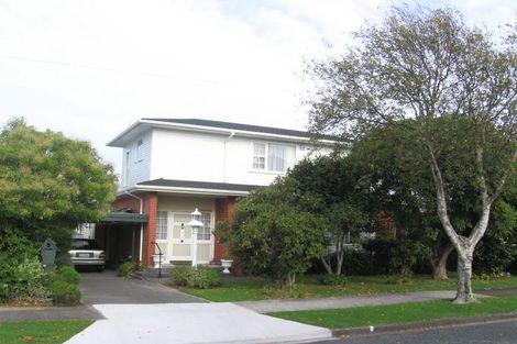 Photo of property in 27 Fairfield Avenue, Fairfield, Lower Hutt, 5011