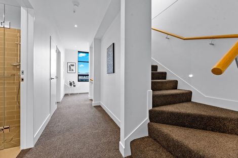 Photo of property in 254 Hobsonville Point Road, Hobsonville, Auckland, 0616