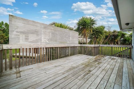 Photo of property in 30 Malvina Place, Bucklands Beach, Auckland, 2014
