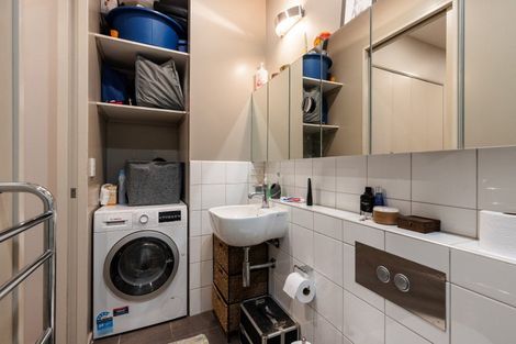 Photo of property in 12 Majoribanks Street, Mount Victoria, Wellington, 6011