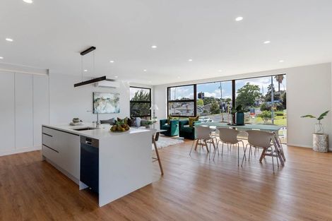 Photo of property in 1/90 Hillsborough Road, Hillsborough, Auckland, 1042