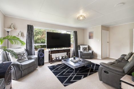 Photo of property in 8 Custom Street, Ashhurst, 4810